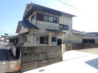 1980s wood house in Oita