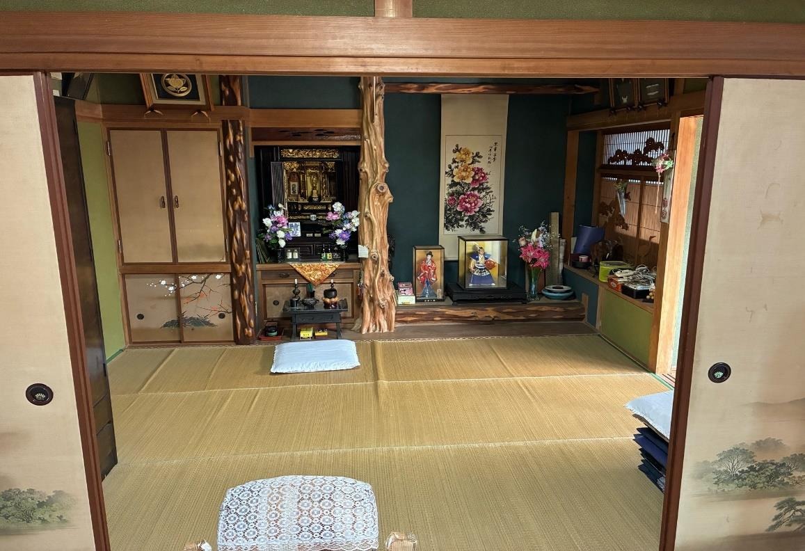 1980s wood house near the coast in Izumi, Kagoshima