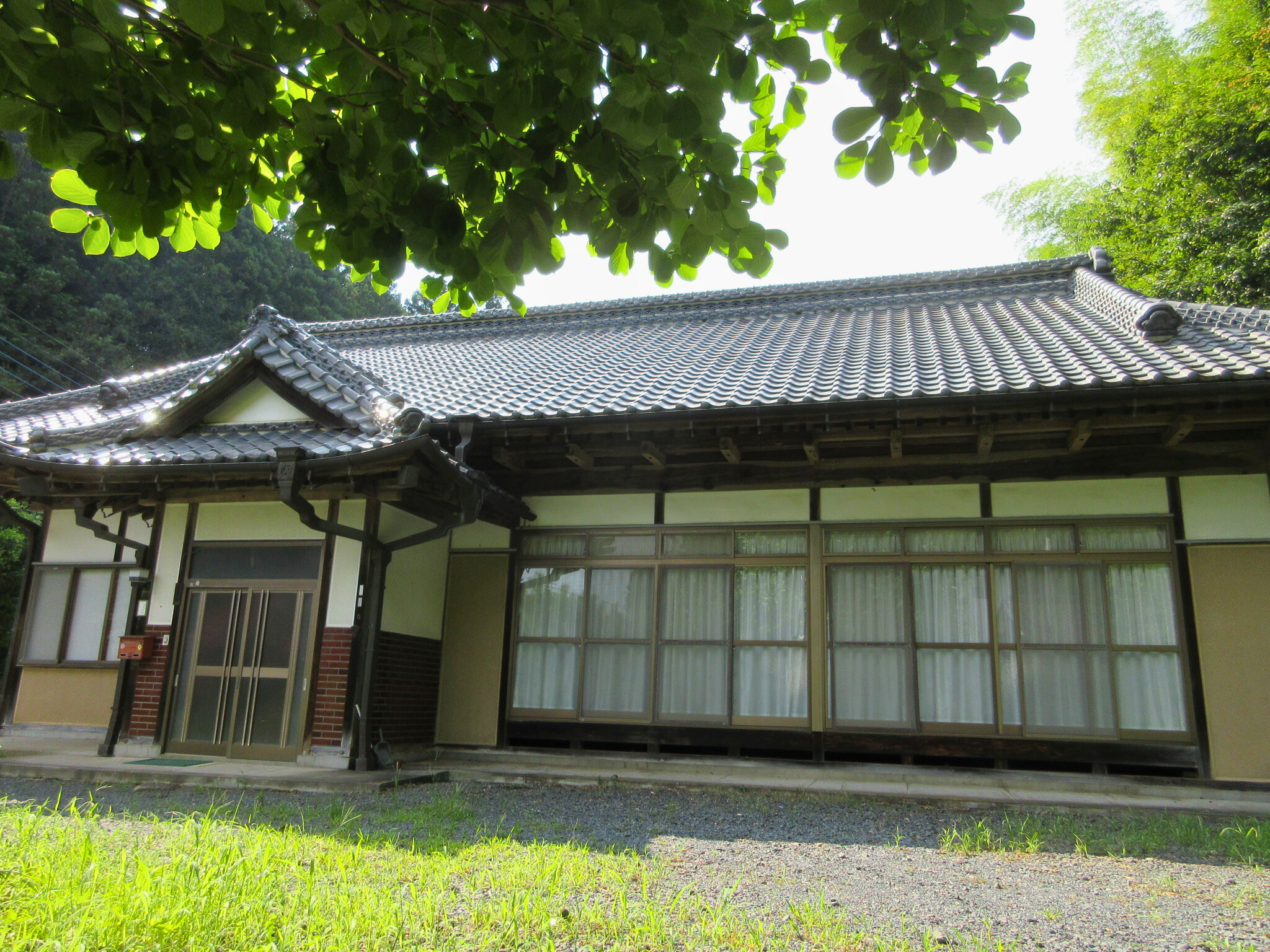 Vacant property for sale with agricultural land [No.317] Hisawa 16 million yen Showa 49 year construction Land 1289.68㎡ Building 143.49㎡ Paddy 536㎡