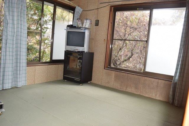1960s wood house in Kochi