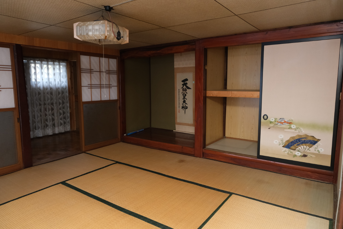 Wood house on a large plot in Yamagata