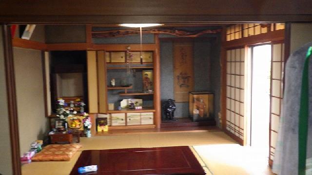 1970s wood house, 19-min walk to station, Nagasaki