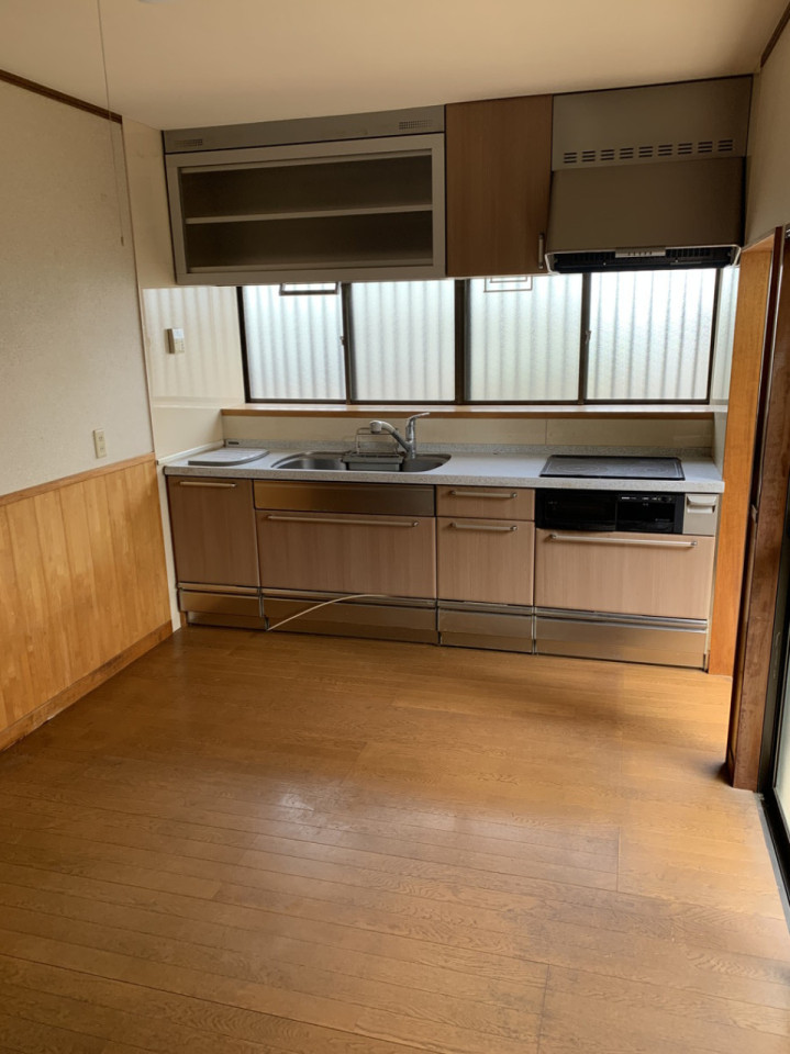 1990s wood house, 11-min walk to station, Tochigi