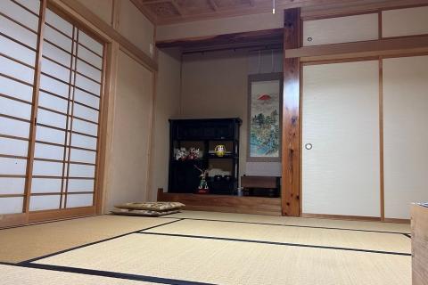 2000s wood house in Tochigi