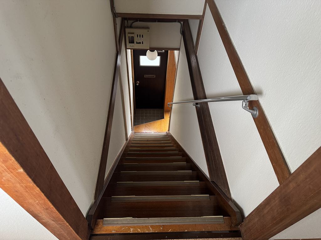 1970s wood house, 11-min walk to station, Nagano