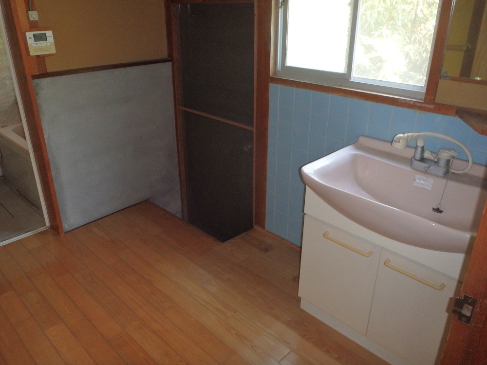 1970s wood house in Kagawa
