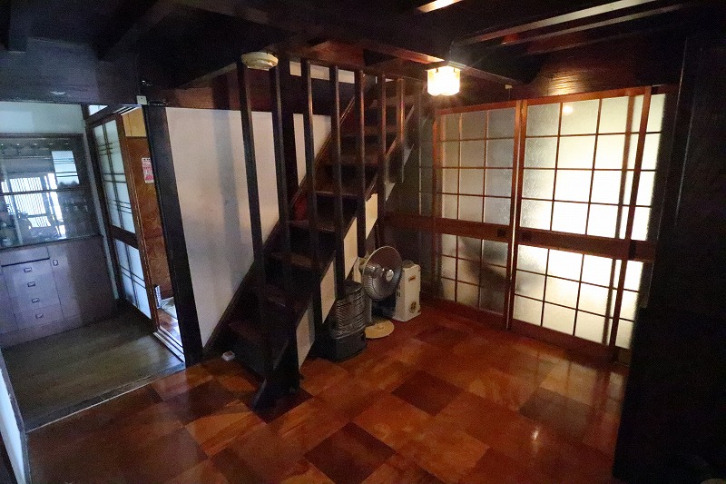 1920s wood house on a large plot in Saga