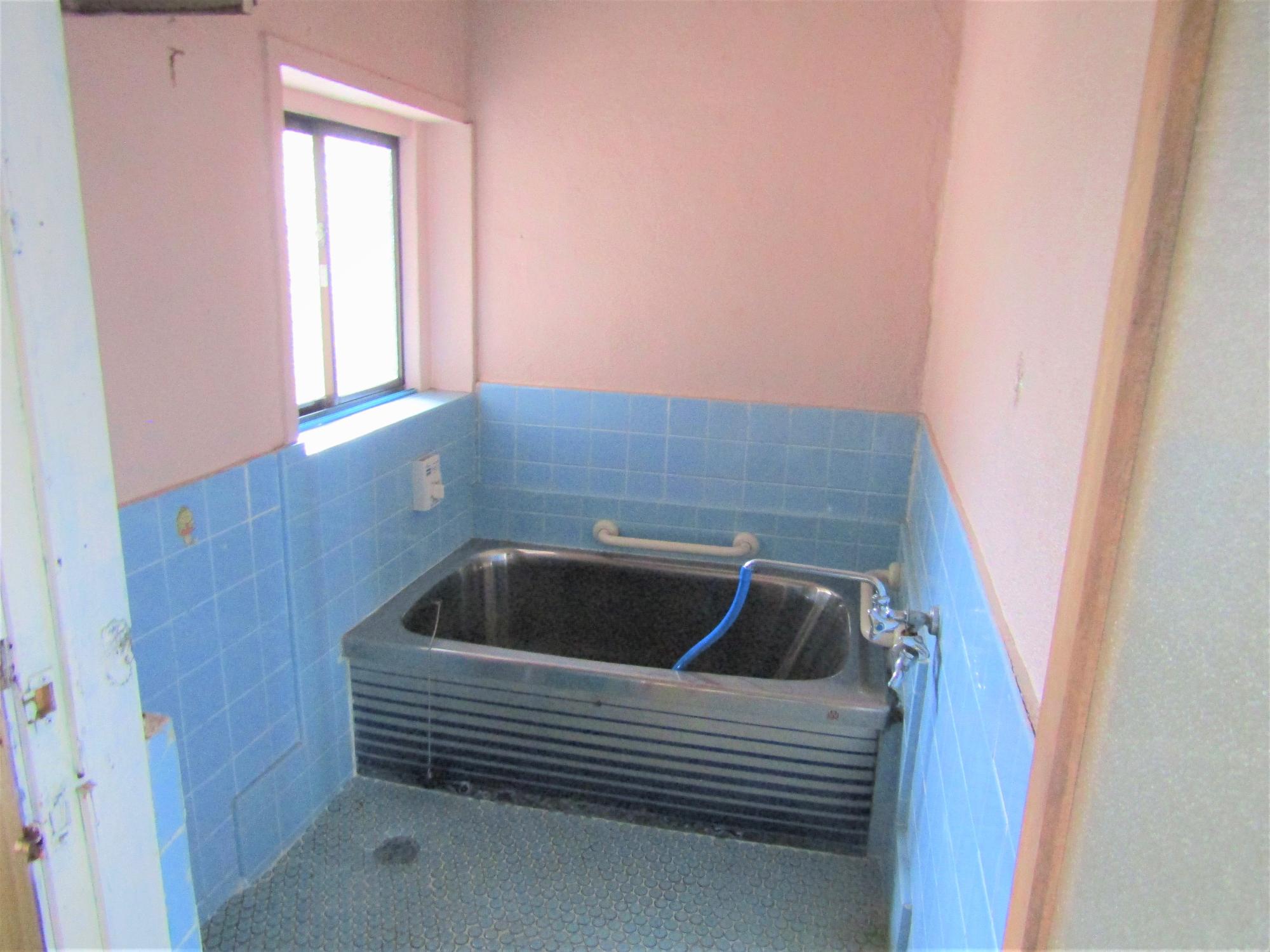 A-116 Compact property conveniently located near the station and supermarket ♪