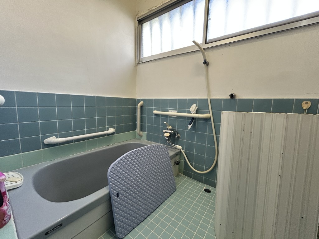 1970s wood house in Ehime