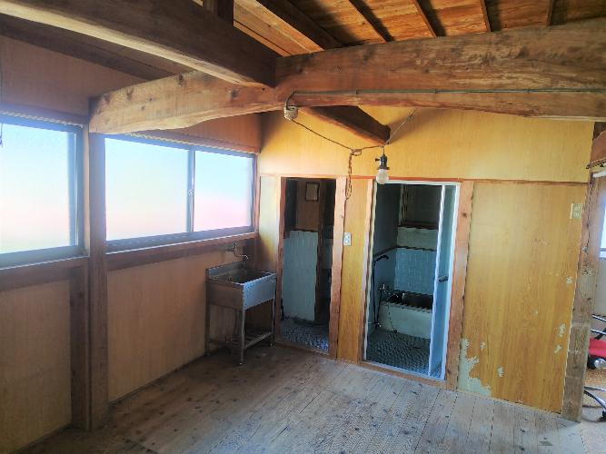 1950s wood house near the coast in Satsumasendai, Kagoshima