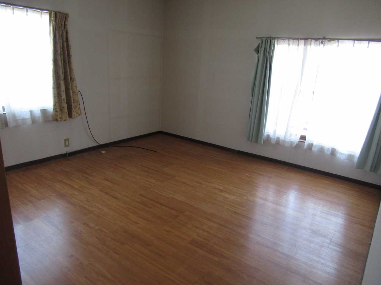 House, 17-min walk to station, Oita