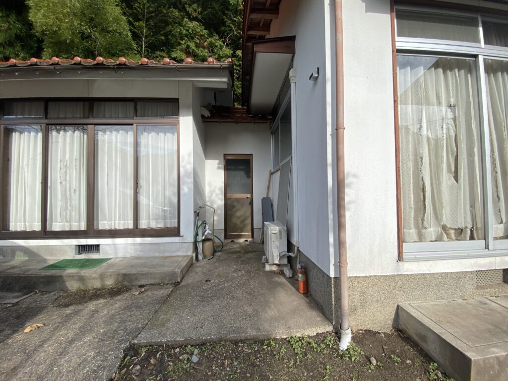 1970s wood house in Shimane