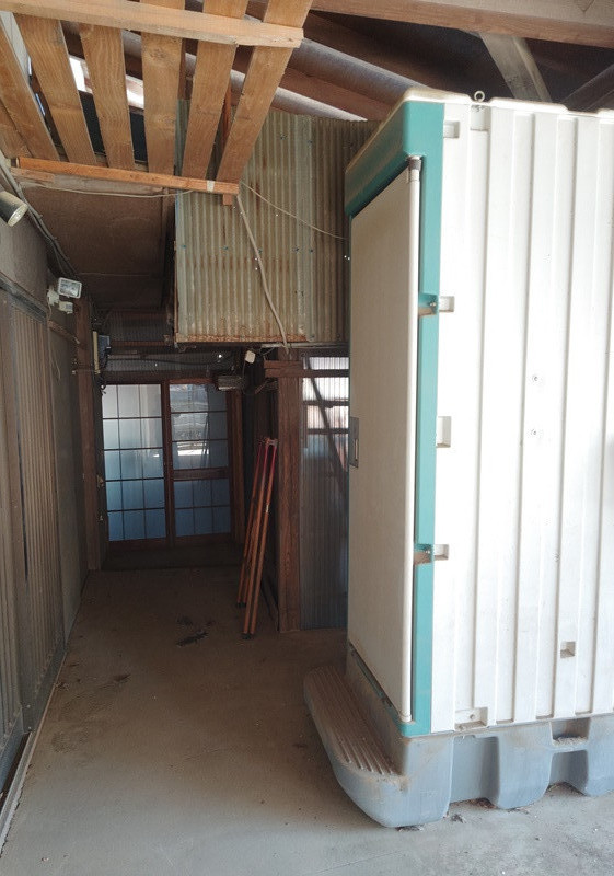 1990s wood house, 18-min walk to station, Saitama