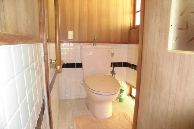 1930s wood house in Noda, Izumi, farmland, approval needed
