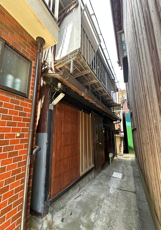 Wood house in Hyogo