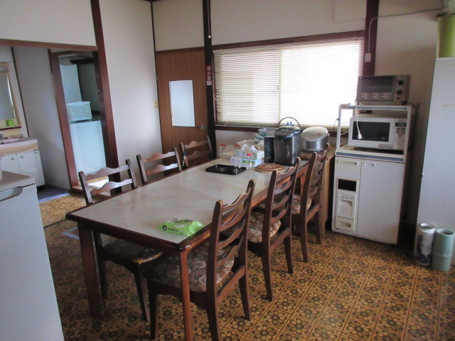 1970s wood house, 20-min walk to station, Nagano