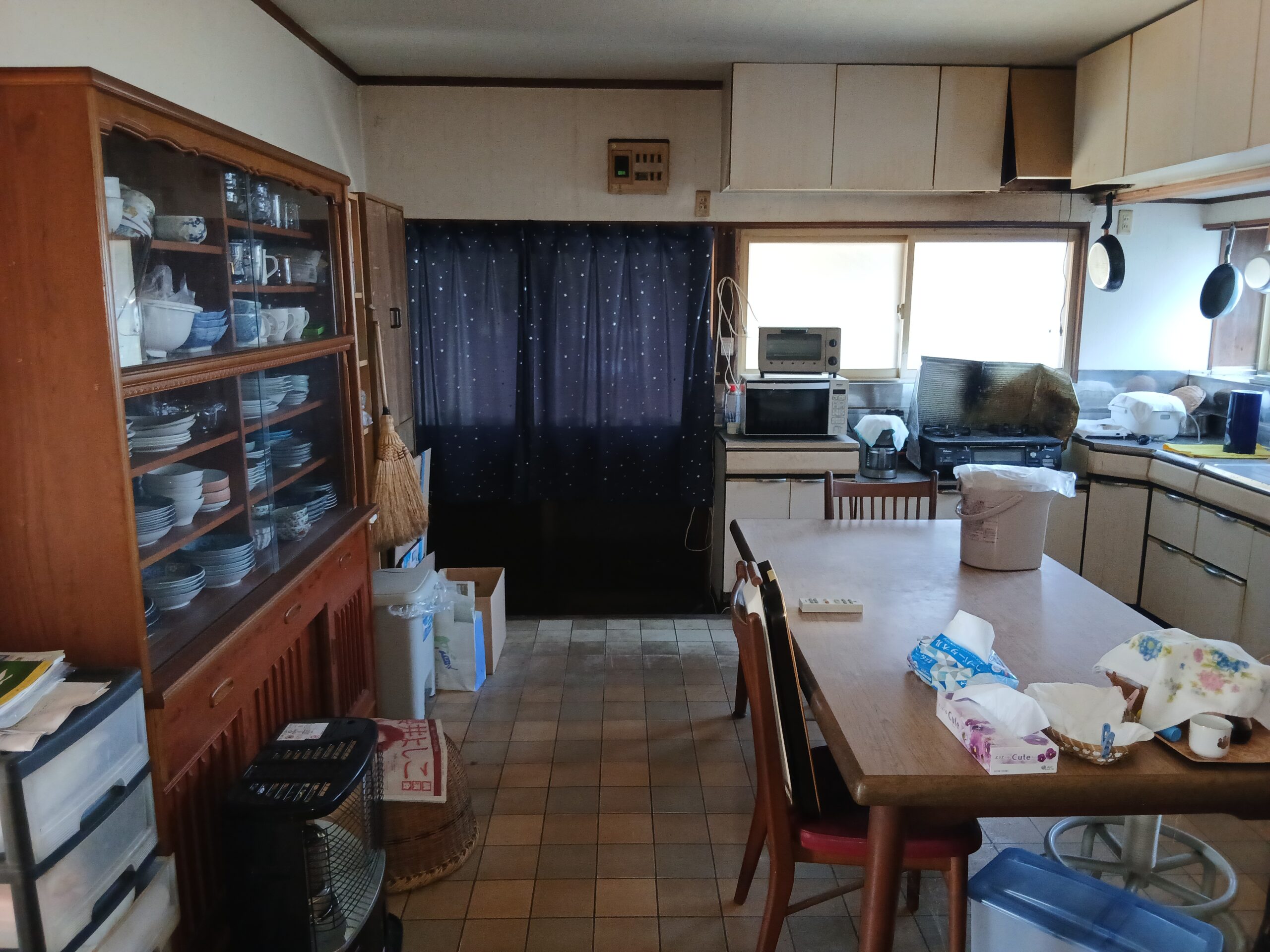 1950s wood house on a large plot in Iwate