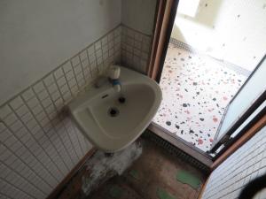 Gero City Akiya Bank [Kanayama 012] Sale 1.3M yen / Showa-era retro, bargain property! / Near station, downtown, ideal for second home