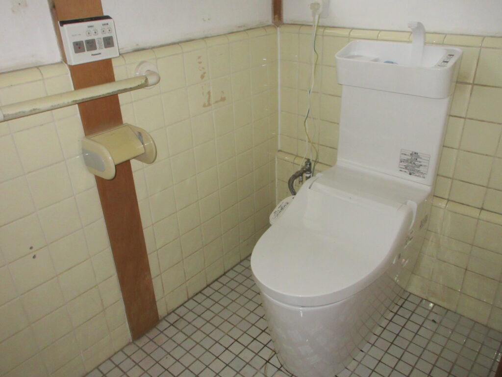 Vacant property for sale with agricultural land [No.317] Hisawa 16 million yen Showa 49 year construction Land 1289.68㎡ Building 143.49㎡ Paddy 536㎡