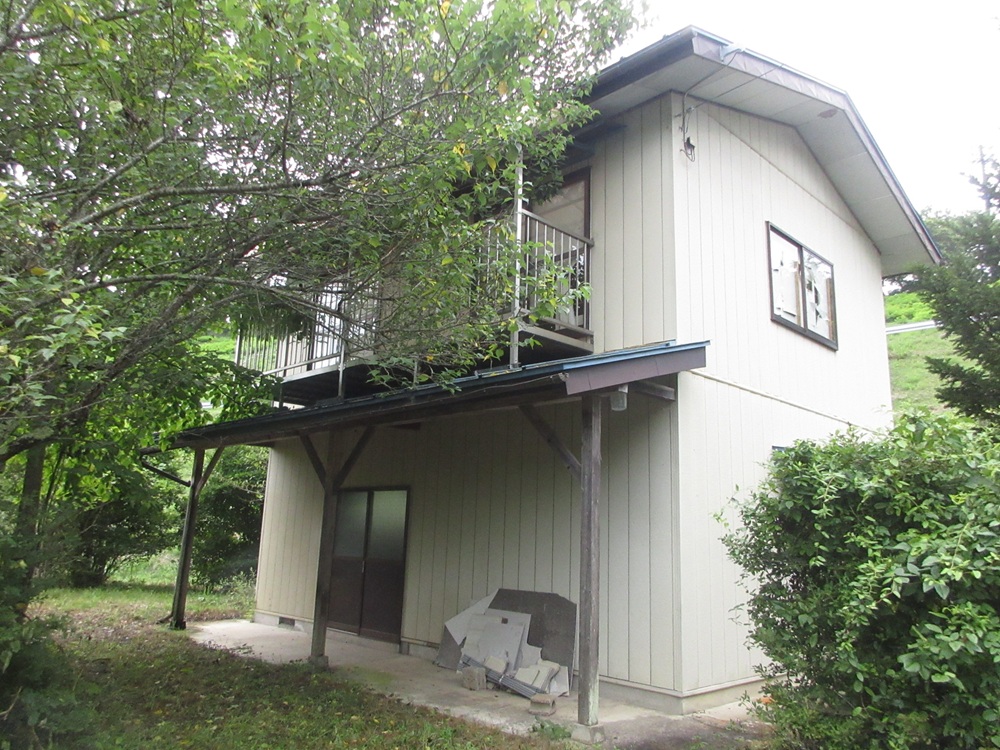 1950s wood house, 12-min walk to station, Iwate