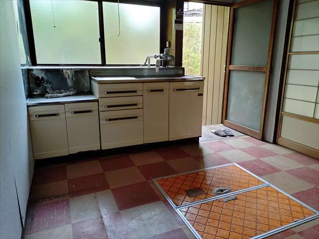 1970s wood house, 10-min walk to station, Nagano
