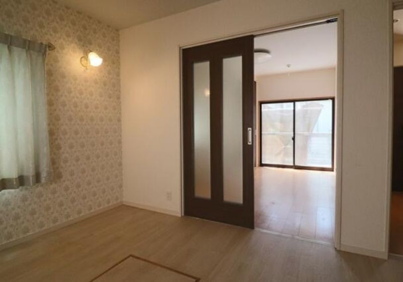Wood house, 11-min walk to station, Kagawa