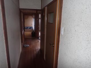 1960s wood house in Oita