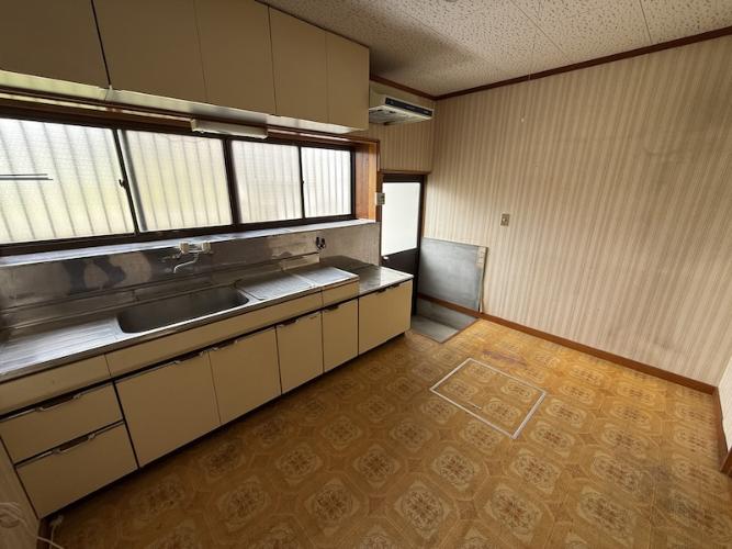 1980s wood house, 7-min walk to station, Tochigi