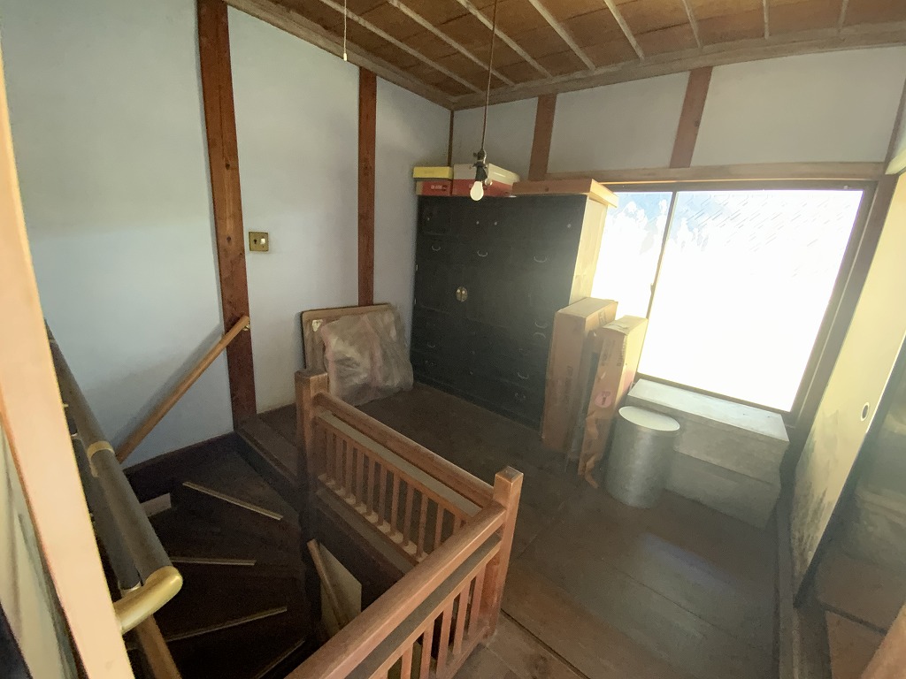 1950s wood house, 5-min walk to station, Yamaguchi