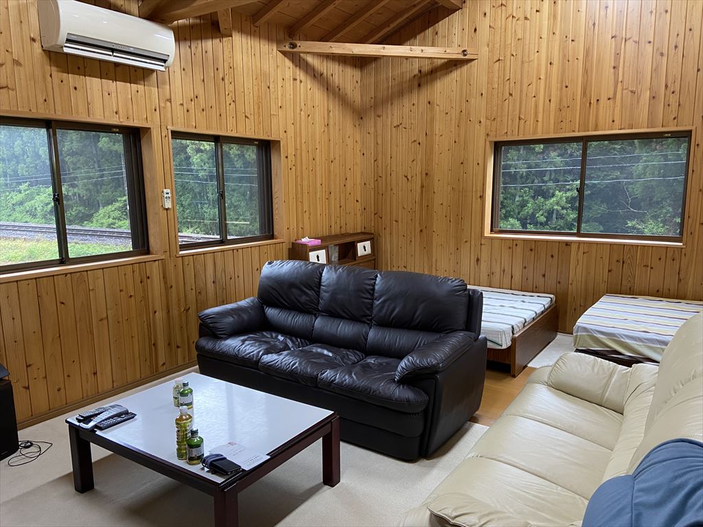 1960s wood house with storehouses in Mie