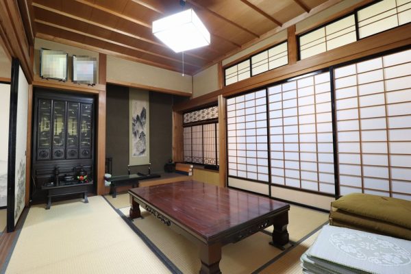 1970s wood house in Shimane