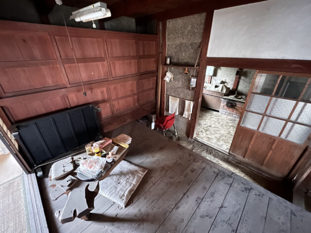 Wood house in Ehime