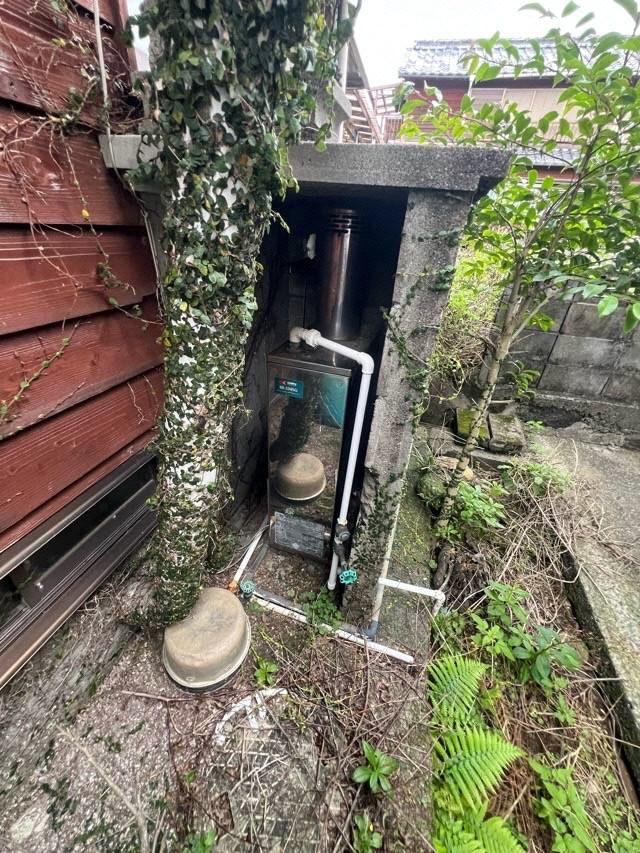 1970s wood house in Nagasaki