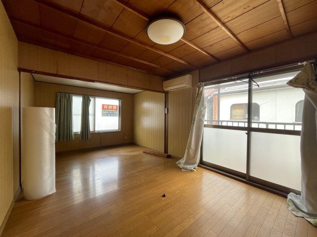1960s wood house, 10-min walk to station, Mineyama, Kyotango
