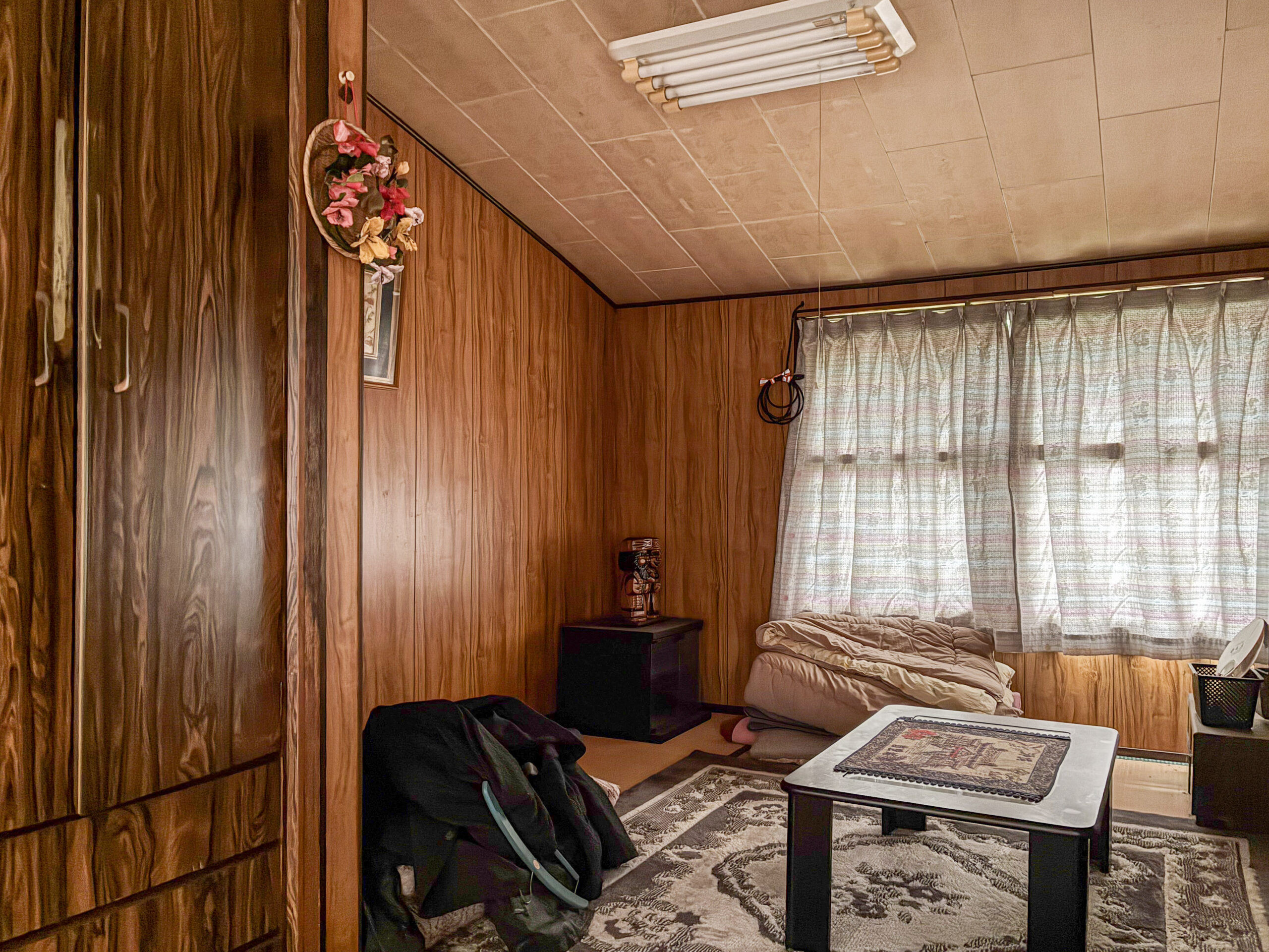1970s wood house on a large plot in Matsusaka Kahada