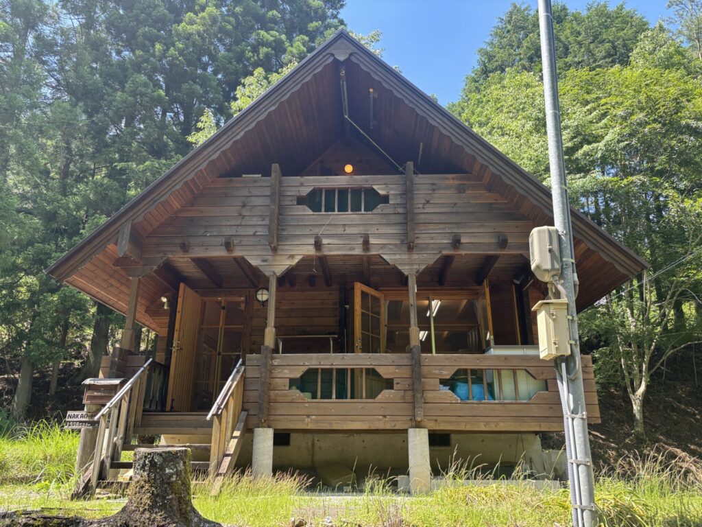 1990s wood house in Nara
