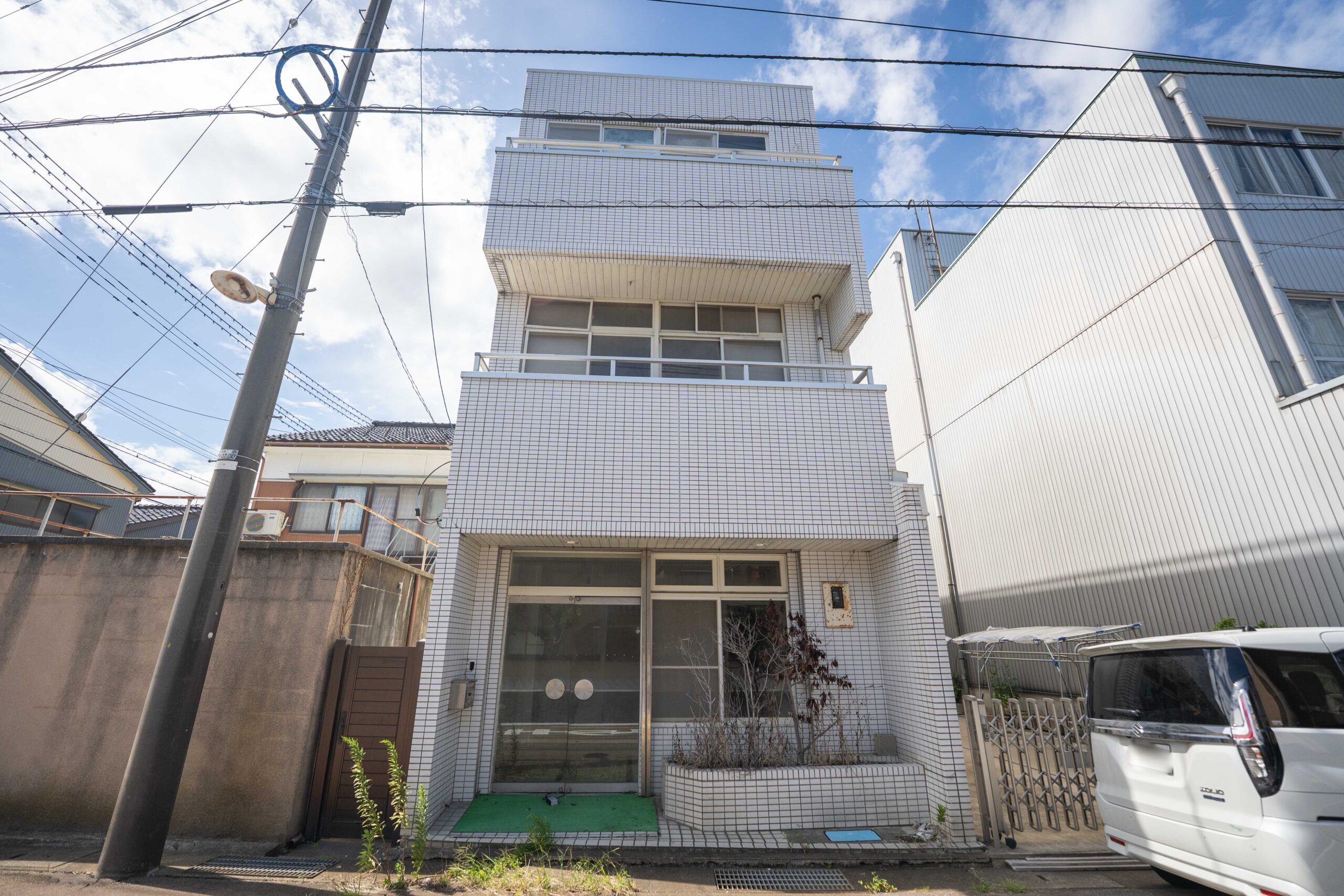 Steel-frame house in Himi