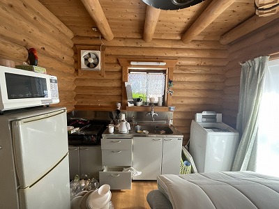 1990s wood house in Hiroshima