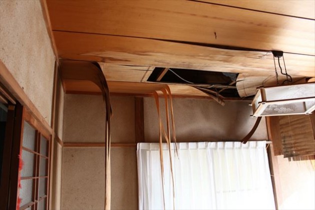 1970s wood house in Ehime