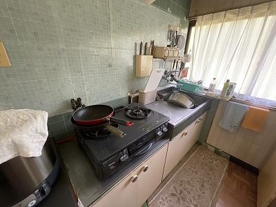 1950s wood house with storehouses in Kitahiroshima