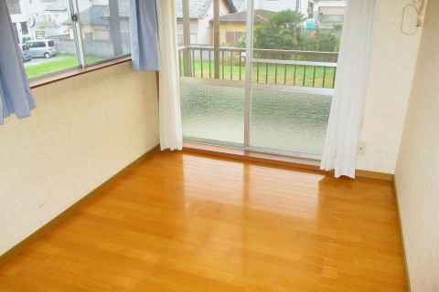1960s wood house, 18-min walk to station, Tochigi
