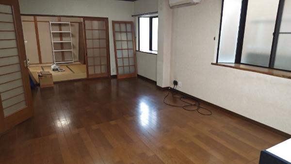 1990s wood house in Hyogo