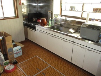 1980s wood house, 18-min walk to station, Niigata