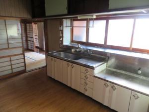 Gero City Akiya Bank [Kanayama 012] Sale 1.3M yen / Showa-era retro, bargain property! / Near station, downtown, ideal for second home