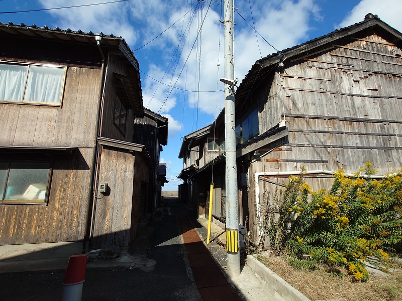 1920s wood house, 14-min walk to station, Tottori