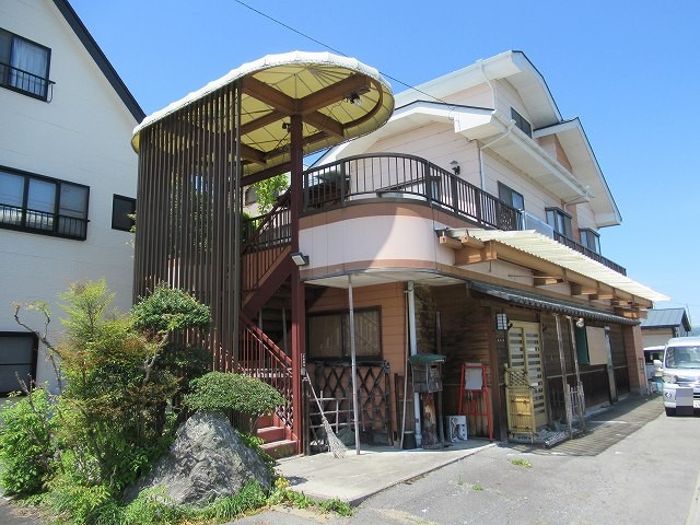 1990s steel-frame house in Nagano