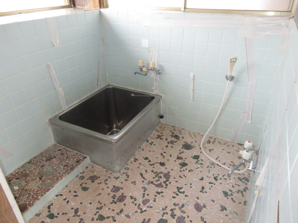 Vacant House (Sale) [No. 334] Shimogo 4.98 Million Yen, Built Showa 42, Land 329.89 ㎡, Building 116.77 ㎡