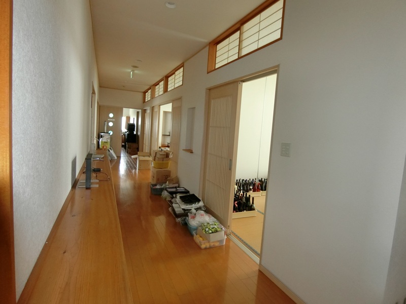 2010s wood house on a large plot in Akita