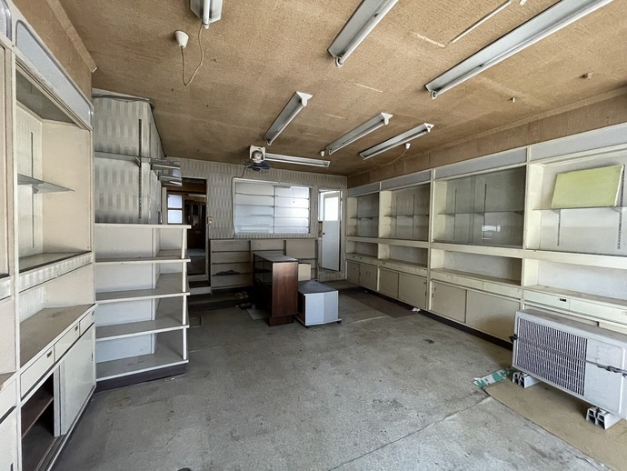 1950s wood house, 3-min walk to station, Toyama
