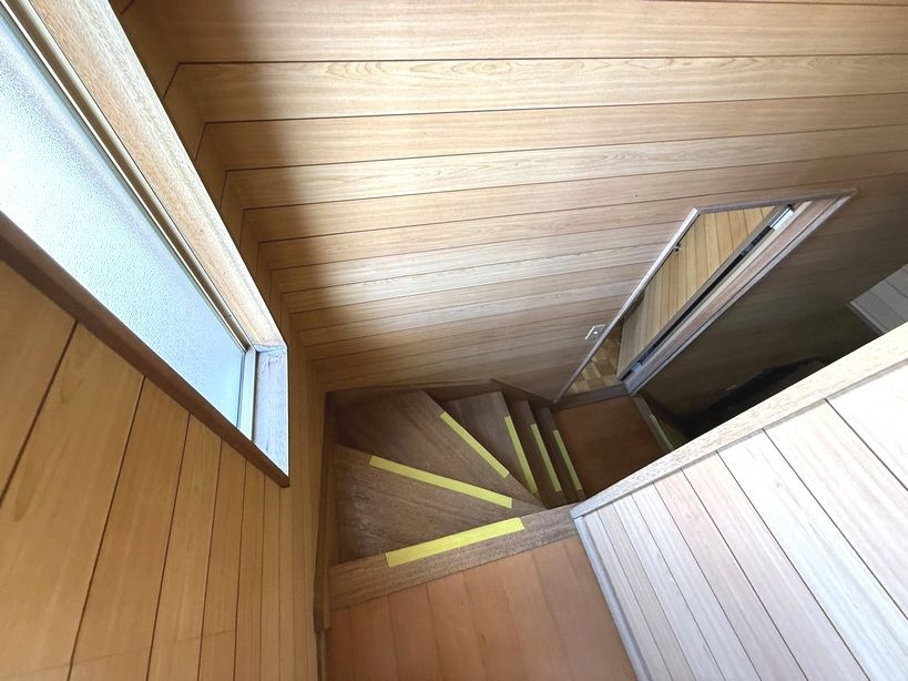 1970s wood house in Aomori